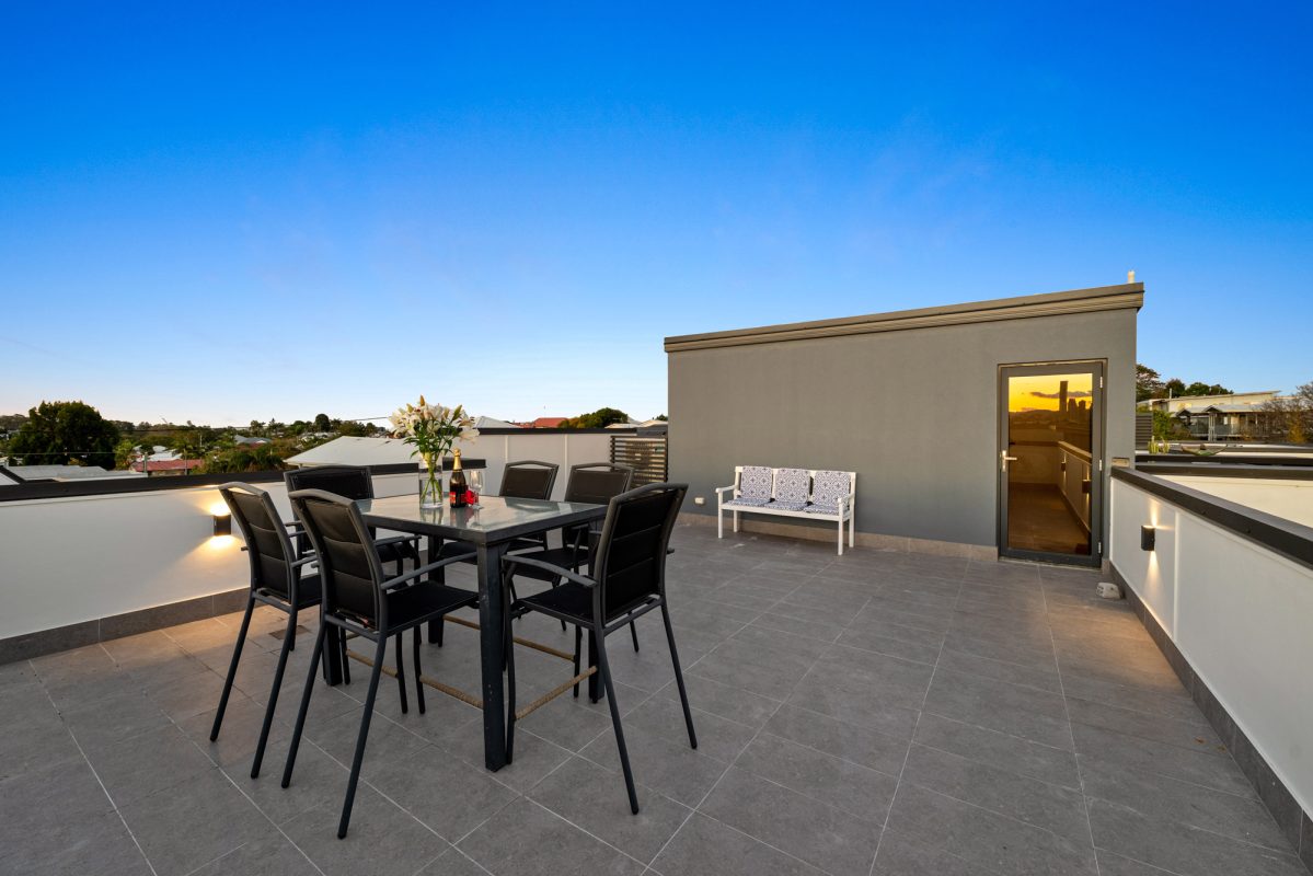 L40459356-QLD-4170