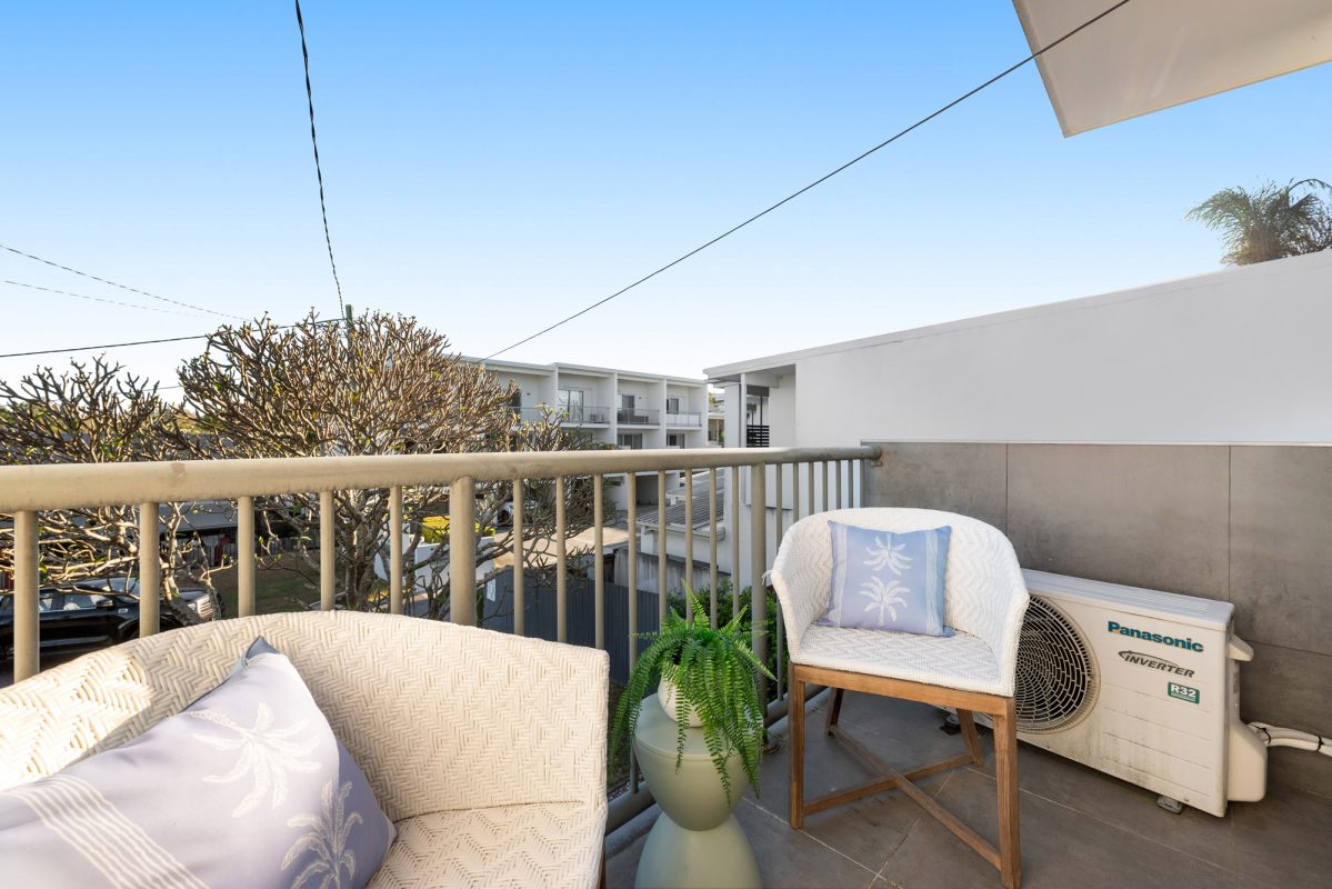 L42269983-QLD-4170