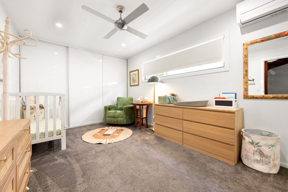 L14972161-QLD-4170