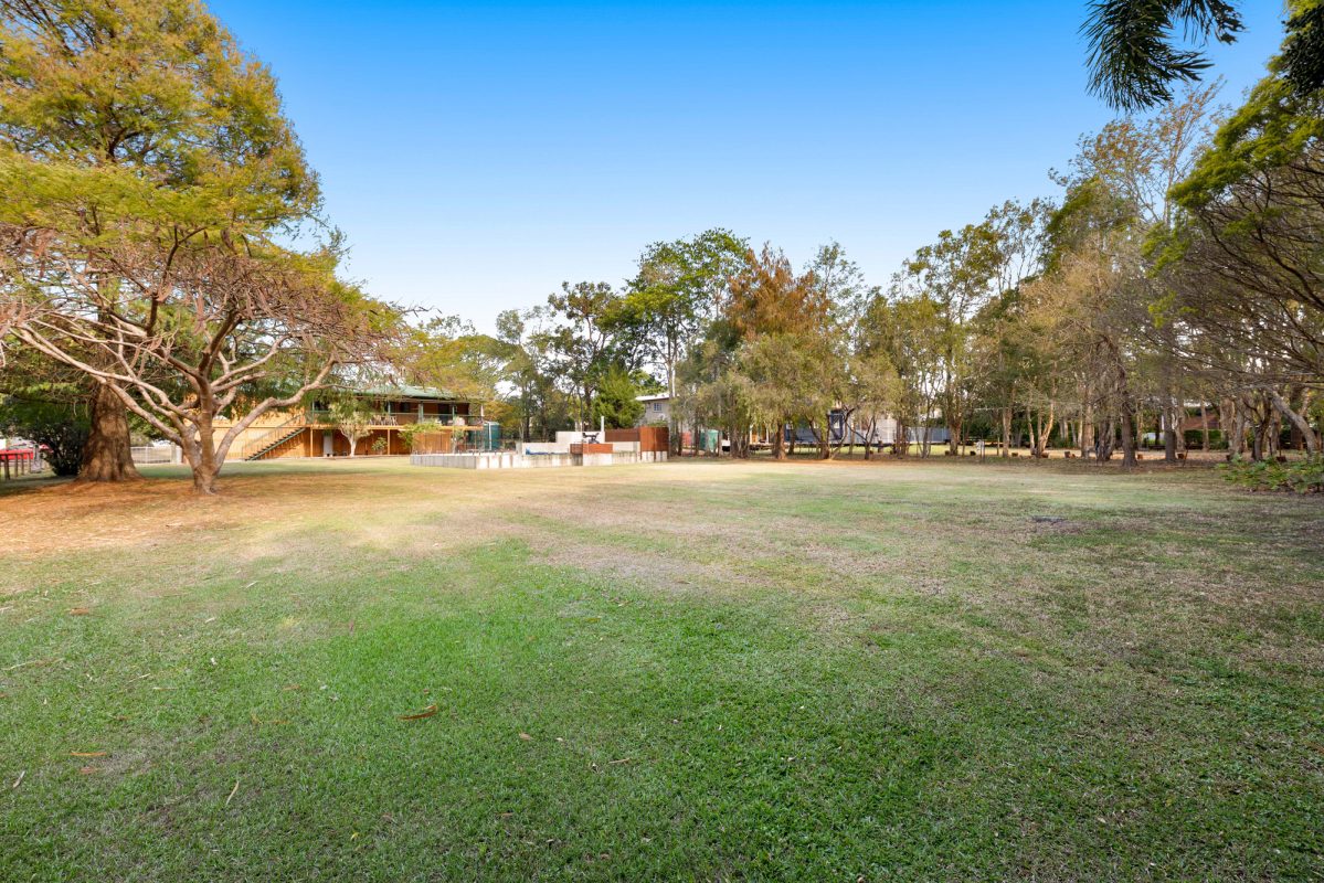 L40870451-QLD-4170