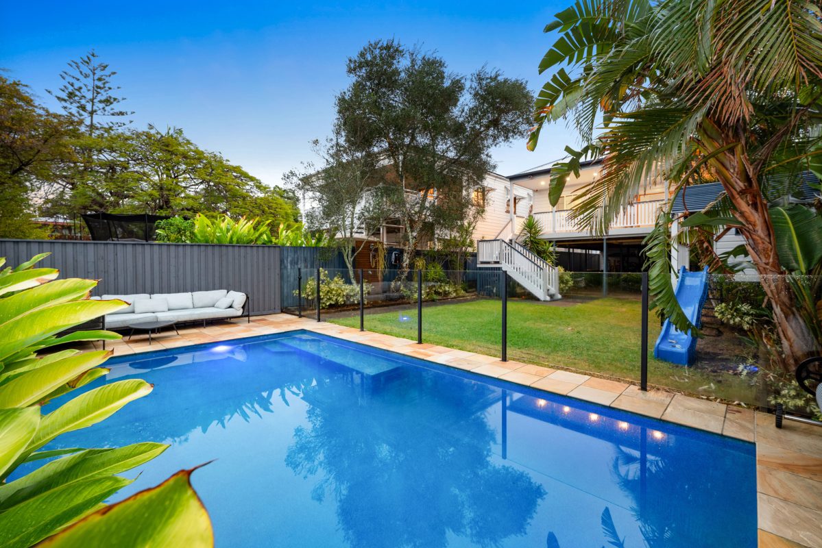 L42768700-QLD-4170