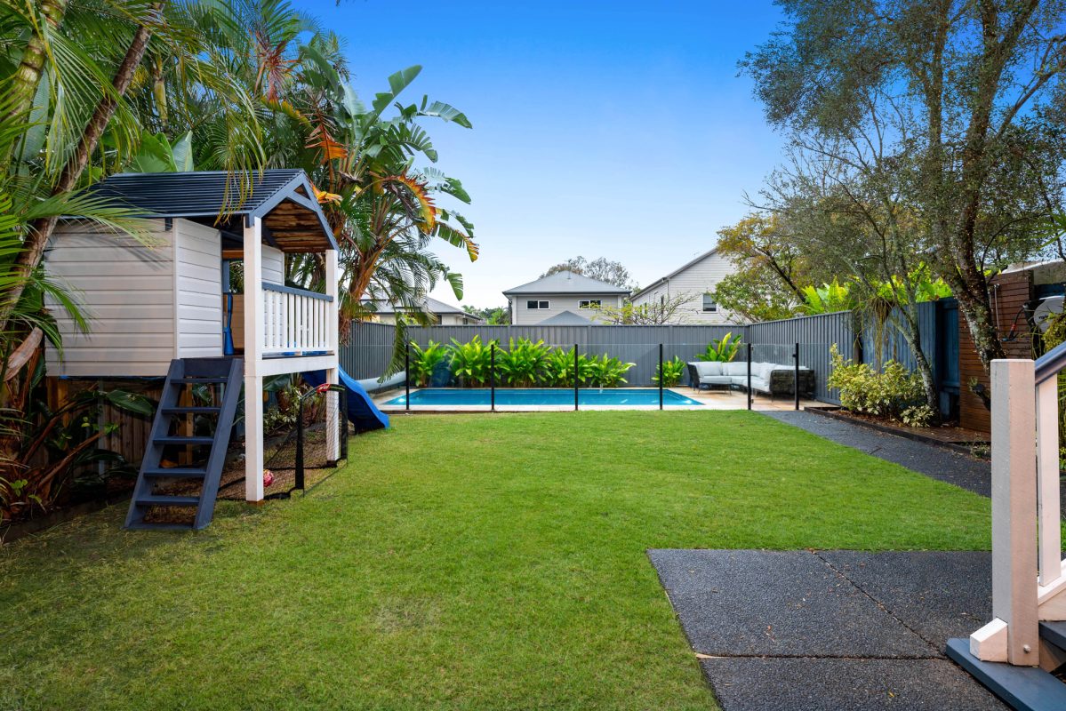 L42768700-QLD-4170